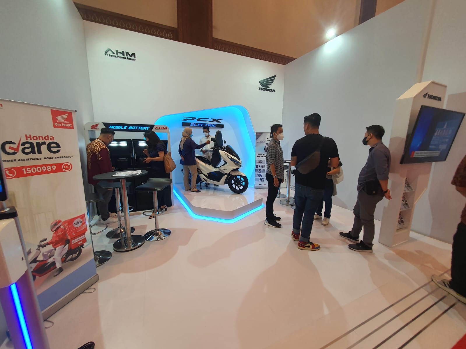 Honda Motor Pamerkan Ekosistem Motor Listrik Di Iems